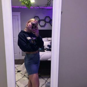 White House Black Market skirt